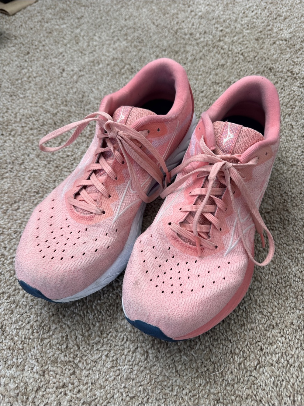 Mizuno Wave Inspire 19 Women’s Pink Coral Running Shoes Sneakers